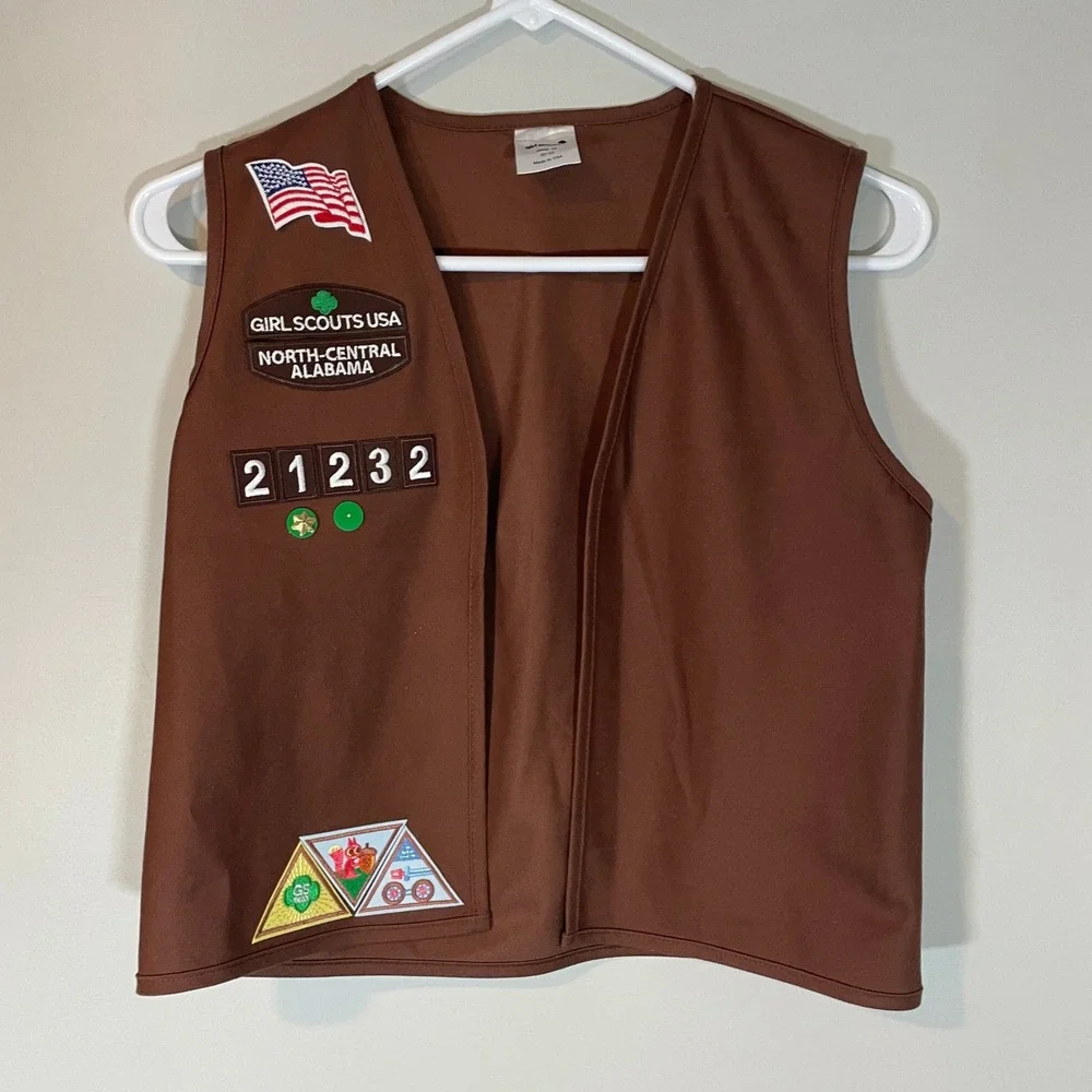 Girl Scouts Brownie Uniform Vest Brown Girls M 10-12 Various Patches Alabama